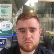 Soy propietario y cocinero de un restaurante en bilbao , habiendo trabajado en restaurantes de estrellas michelin